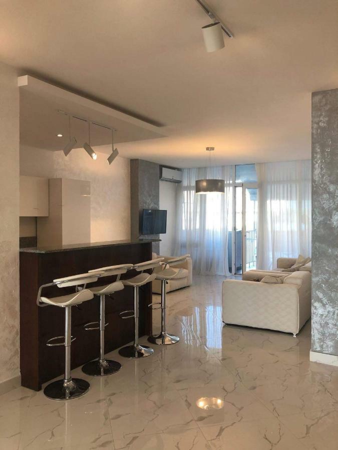 Tg Apartment Sea View Batumi Exterior photo